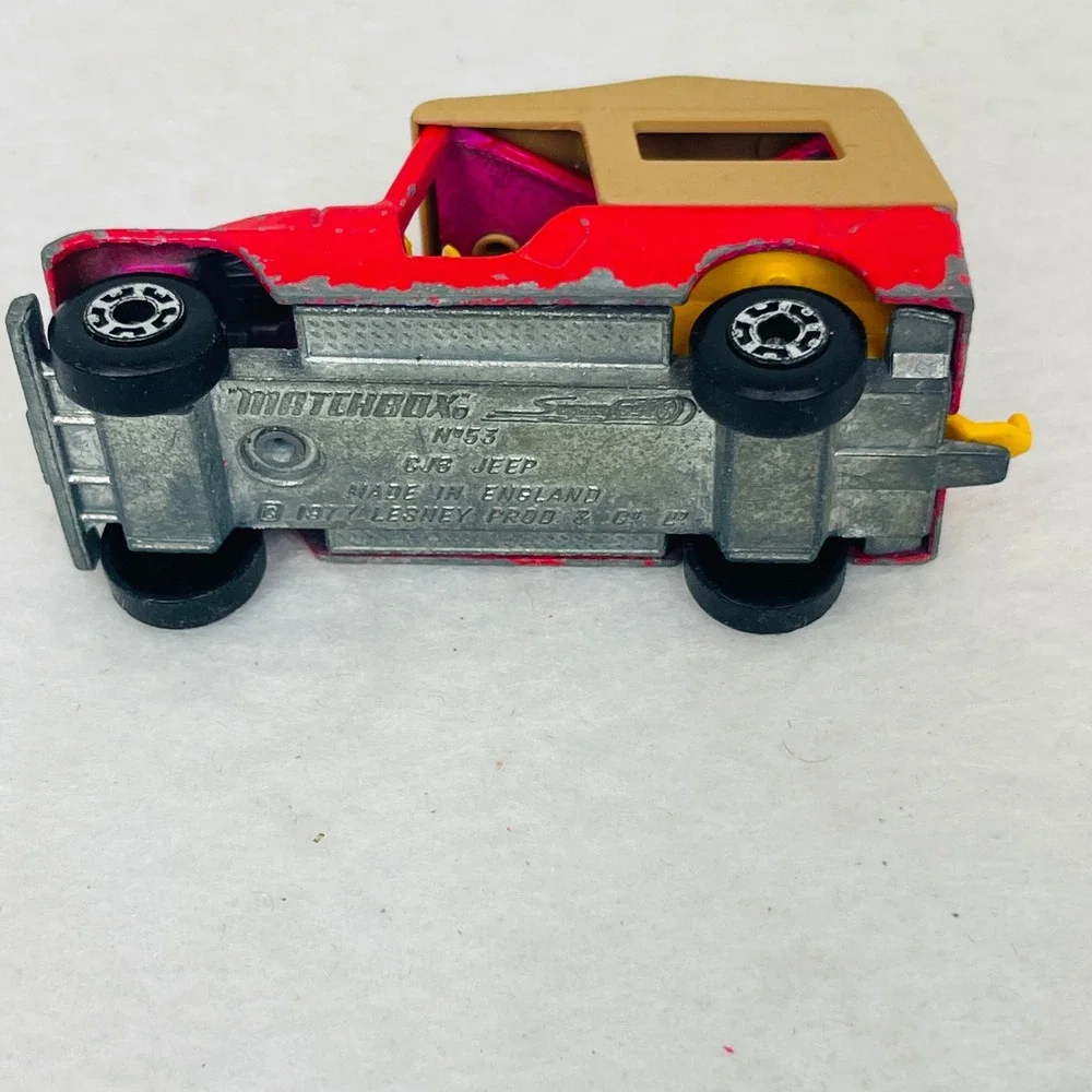 Vintage Matchbox Superfast No 53 CJ-6 Jeep Red Tan Canopy Lesney England 1977